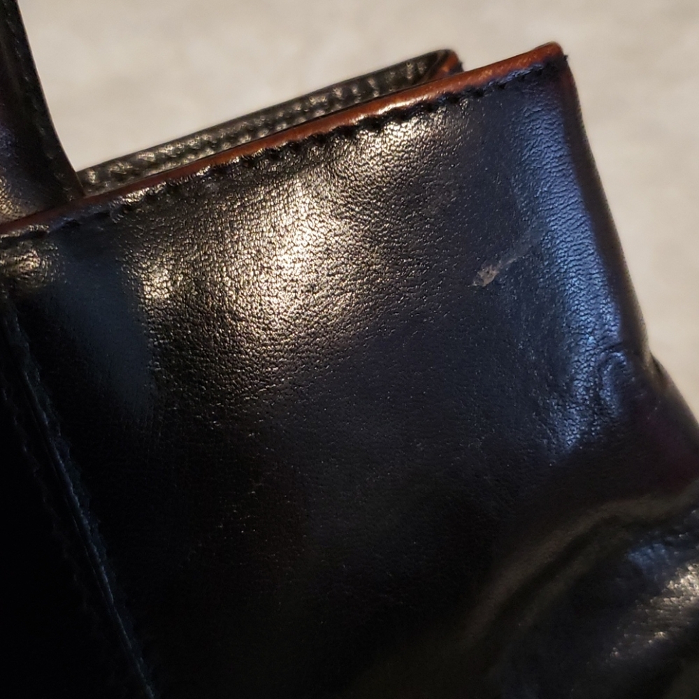 Small Dillard's Handbag - Picture 5 of 7